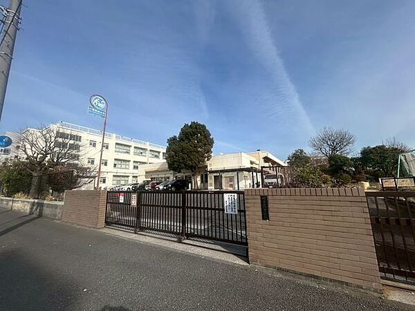 横浜市立潮田小学校 350m