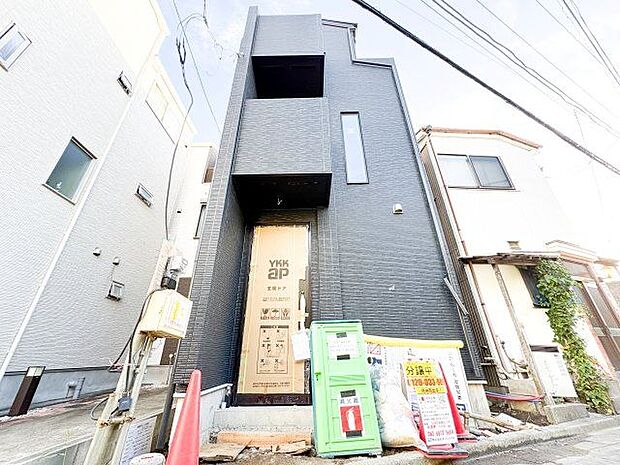 明るさとぬくもりを感じる、落ち着いた佇まい。ずっと色あせない、愛情の持てる外観。