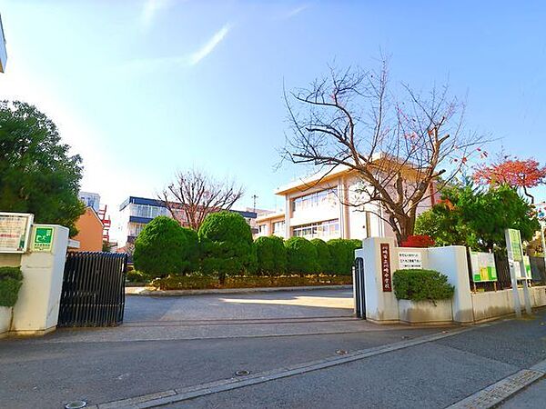 川崎市立川崎中学校 650m