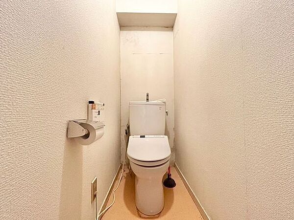 毎日使う場所だからこそ、使い勝手を考慮しました。白を基調に、飽きのこない空間に。