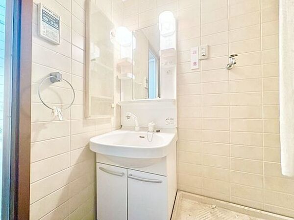 一日の始まりと終わりを心地よく演出してくれる、多彩な機能が備えられたパウダールーム。