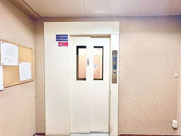 エレベーター完備。小さなお子様やお年寄りの方も安心です。