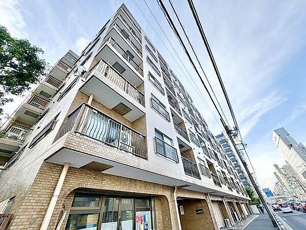住まいは明日へのエネルギーを養うオアシス。趣味や遊びなどの好奇心を日常に求めていく住まいへ。