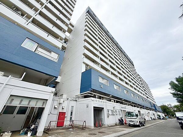 住む人がいつまでも心地良さを感じ続けられる多様な住空間を創造します。