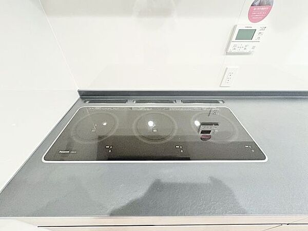 IHクッキングヒーターは高火力でお手入れもしやすく、しかも家計思い。