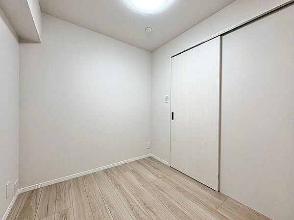 自由度が高いので家具やレイアウトでお好みの空間を創り上げられます。