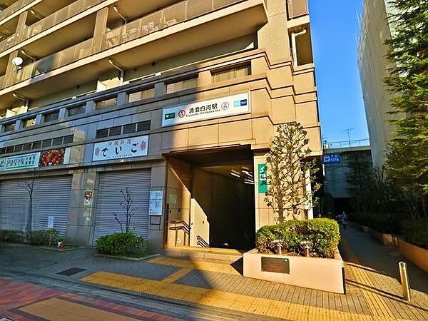 清澄白河駅 650m
