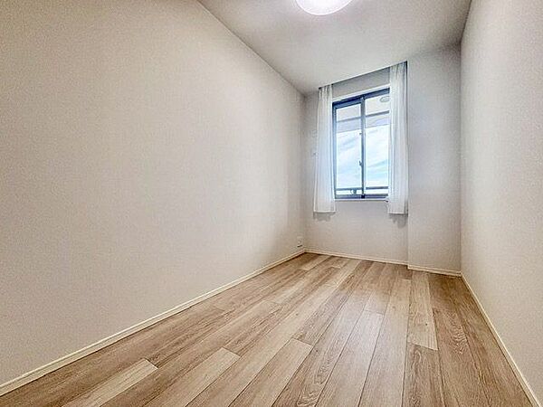 一日の中で多くの時間を過すことになる住まいだからこそ、いつも穏やかな空間であるように心掛けています。