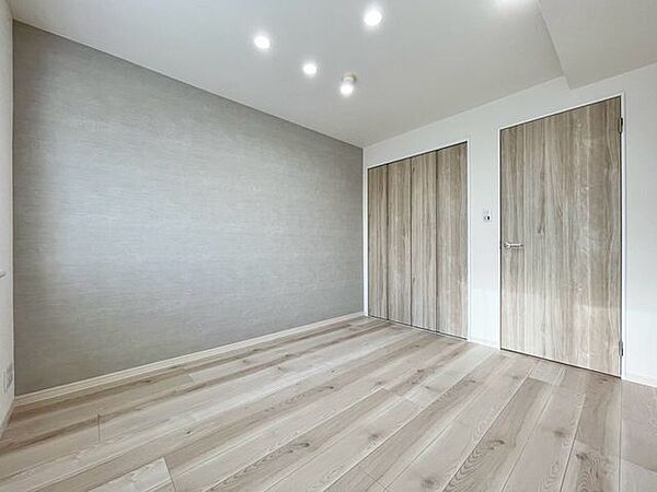 過ぎ行く時間をゆったりと感じることができる落ち着いたお部屋。静かな環境でリラックスタイムを。
