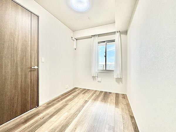 一日の中で多くの時間を過すことになる住まいだからこそ、いつも穏やかな空間であるように心掛けています。