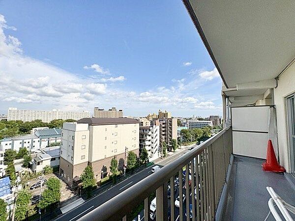 バルコニーに出た時には、頬をなでる優しい風を感じることが出来ます。