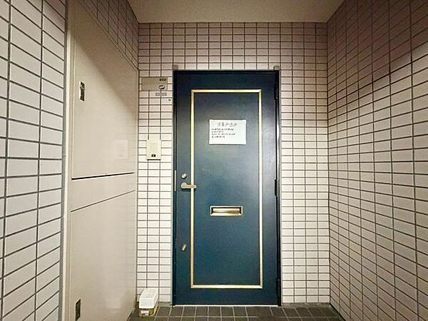 玄関はお家の顔としてすっきりとした素敵な空間に。印象のよい玄関は爽やかな住まいへの入り口です。