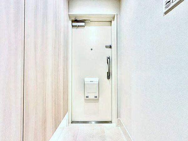 玄関を拡大表示