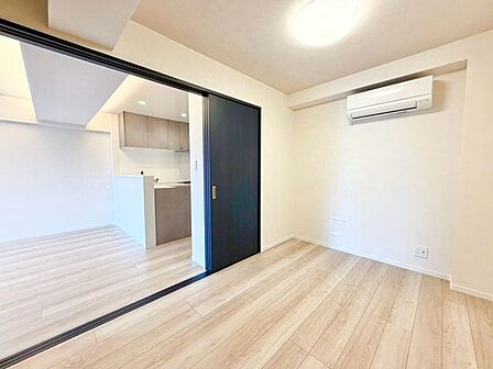 一日の中で多くの時間を過すことになる住まいだからこそ、いつも穏やかな空間であるように心掛けています。