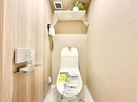 壁には一部デザインクロスを採用。毎日使う場所だからこそ、使い勝手を考慮しました。
