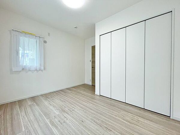 一日の中で多くの時間を過すことになる住まいだからこそ、いつも穏やかな空間であるように心掛けています。