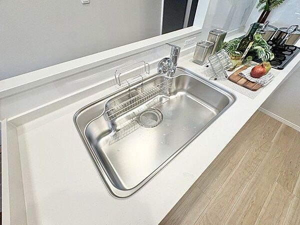 おいしい水を毎日飲める浄水器一体型シャワー水栓をご用意。