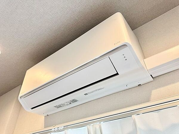 エアコン設置済み！暑い夏も寒い冬も快適に過ごせます。