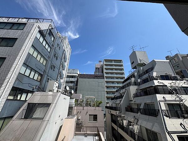 さまざまな表情の景色を眺めながら、くつろぎのひと時をお過ごし頂けます。