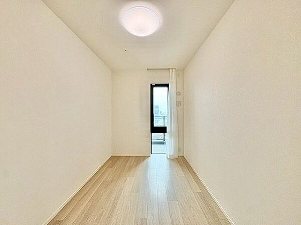 プレーンな空間を自分のスタイルに染める。いつまでも快適に暮せる住まいへ。