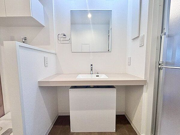 洗面室もオシャレに演出。まるでホテルのよう。