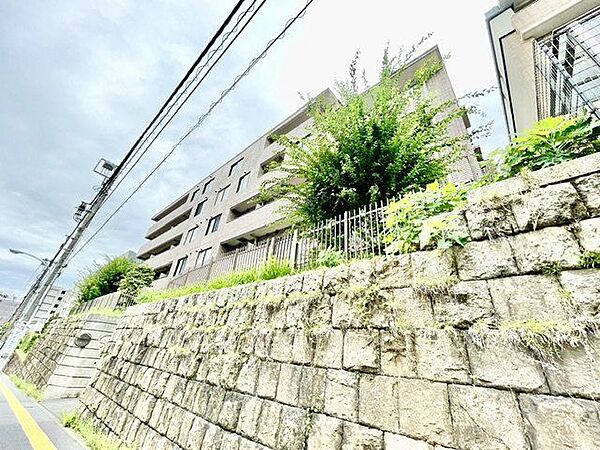 住まいは明日へのエネルギーを養うオアシスだとすれば、元気のでる存在でなければなりません。