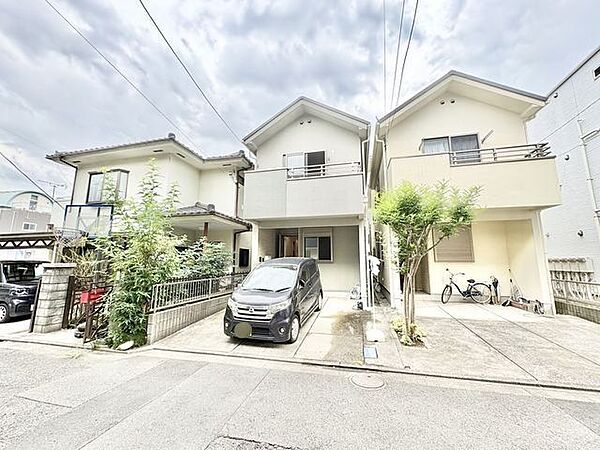 洗練されたデザインと機能性が織りなすこだわりの住空間。ゆったりとした時間をお過ごしください。