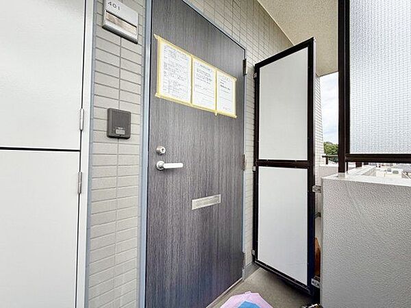 一日あったいろんなことを胸に帰る我が家。「ただいま」「おかえり」が交わされる幸せな空間が待っています。