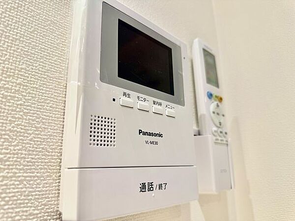 「見える安心」をカタチにしました。誰が来てもわかる様にモニター付きインターホンを設置。