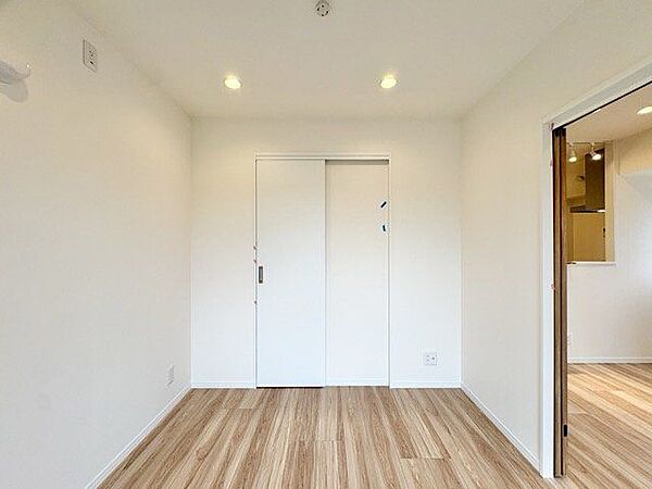 一日の中で多くの時間を過すことになる住まいだからこそ、いつも穏やかな空間であるように心掛けています。