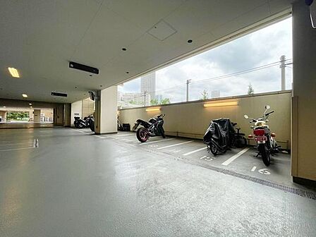 バイク置場