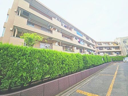 住む人がいつまでも心地良さを感じ続けられる多様な住空間を創造します。