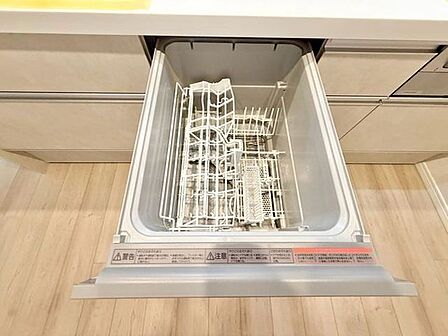 食洗機付で手間なく綺麗に。食後はゆったり過ごせます。