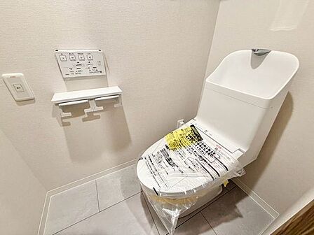 毎日使う場所だからこそシンプルに。落ち着いた雰囲気のリラックス空間です。