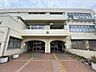 周辺：新宿区立富久小学校 400m