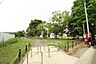 周辺：新鶴見公園 260m