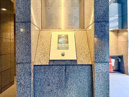 オートロック機能付で、安心のセキュリティ。毎日の暮らしを優しくサポートしてくれます。