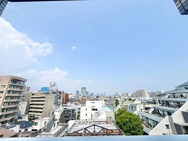 開放的な眺望を心ゆくまで堪能。くつろぎのひとときをお過ごしいただけます。