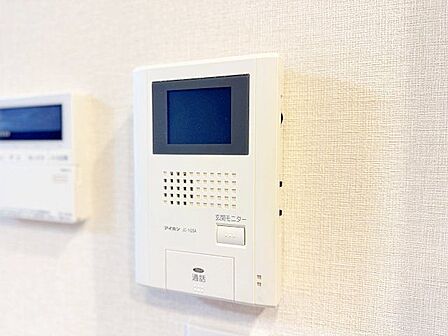 「見える安心」をカタチにしました。誰が来てもわかる様にモニター付きインターホンを設置。