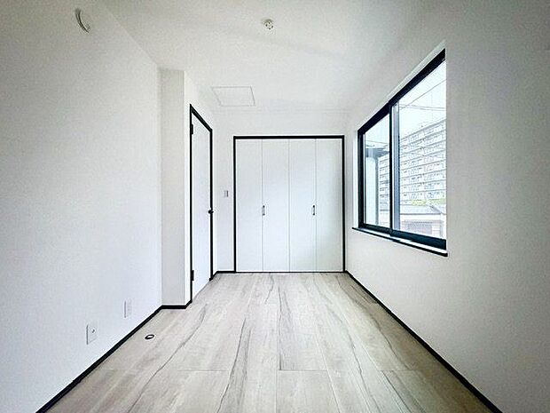 各部屋クローゼット付の3LDK。お子さまも憧れの個室が持てます。ただ暮らすだけでなく快適さを求めて。