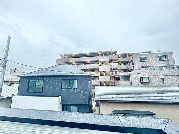 さまざまな表情の景色を眺めながら、くつろぎのひと時をお過ごし頂けます。