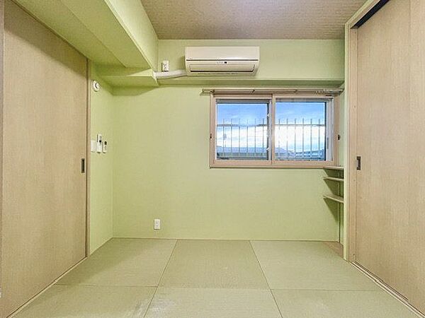 寝室を拡大表示