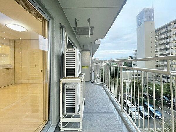 バルコニーを拡大表示