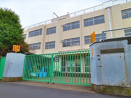 大田区立大森第八中学校 1100m