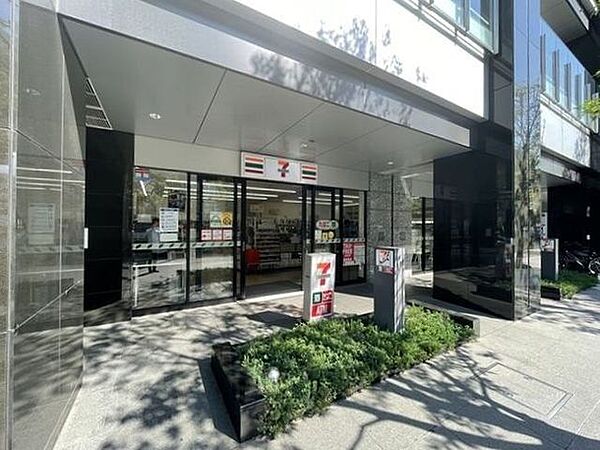 セブンイレブン台東東上野4丁目店 270m