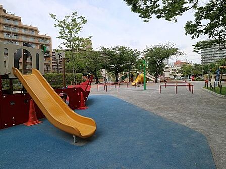 東品川公園 650m