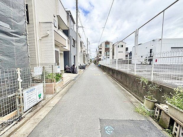 豊かな自然と多彩な生活利便施設が融合した環境。快適な家族の日々を叶えるための舞台が広がっています。