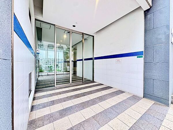 エントランスを拡大表示