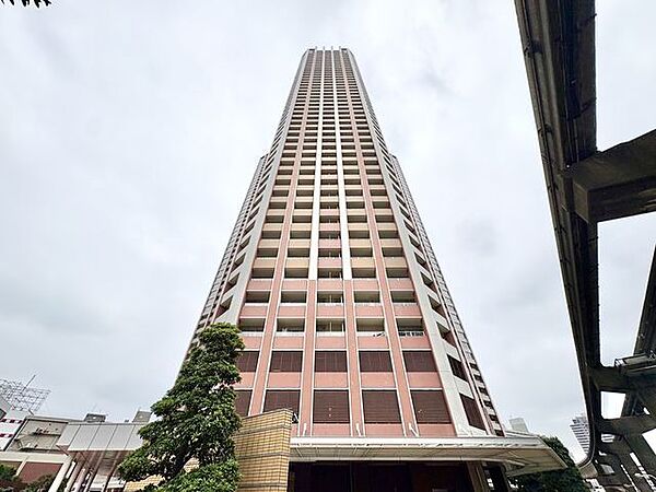 住む人がいつまでも心地良さを感じ続けられる多様な住空間を創造します。