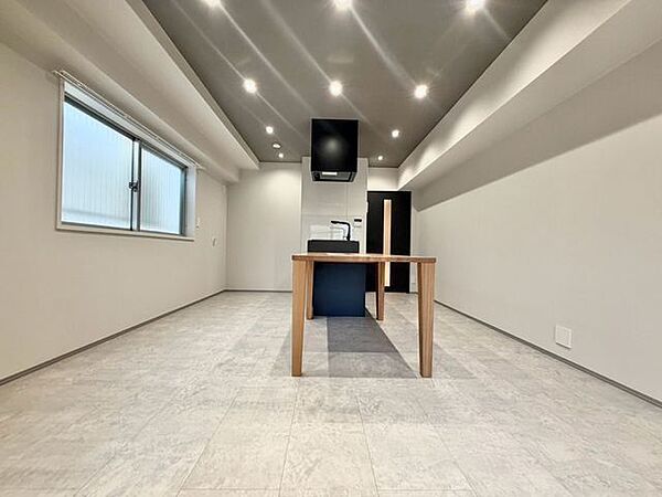 豊かな居住性と、クオリティが見事に調和した住空間は、住まうことの喜びを感じさせてくれます。
